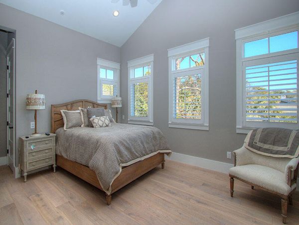 Luxurious 6 Bedroom Home with Full Ocean View