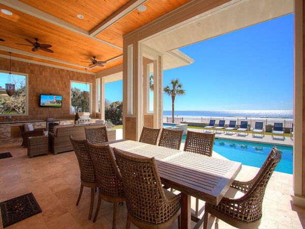 Luxurious 6 Bedroom Home with Full Ocean View