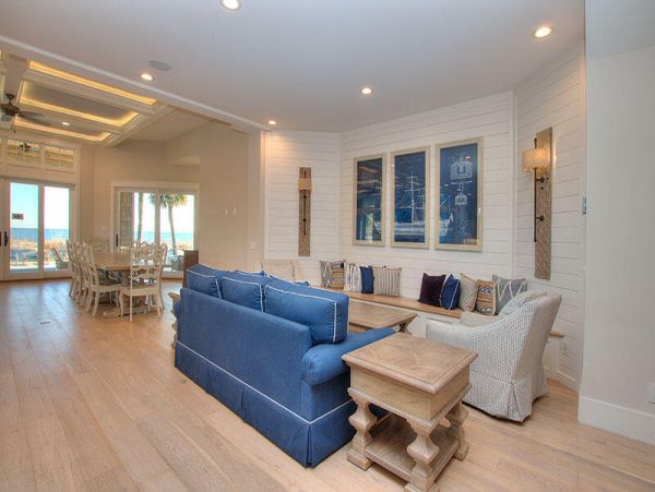 Luxurious 6 Bedroom Home with Full Ocean View