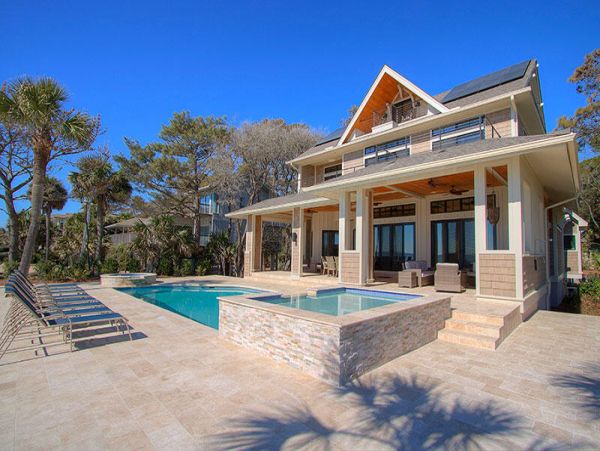 Luxurious 6 Bedroom Home with Full Ocean View