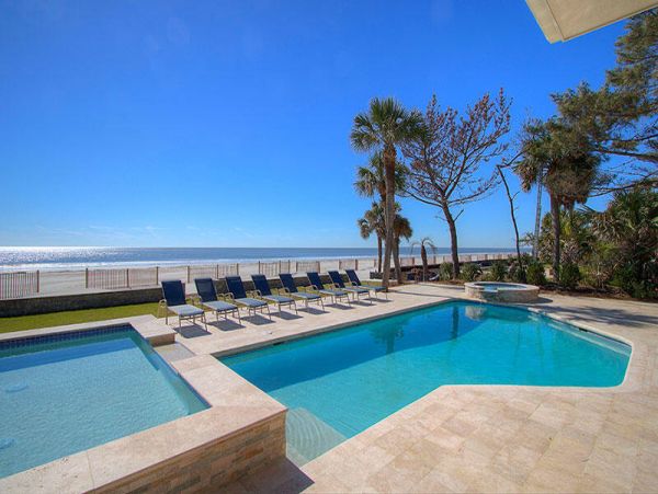 Luxurious 6 Bedroom Home with Full Ocean View