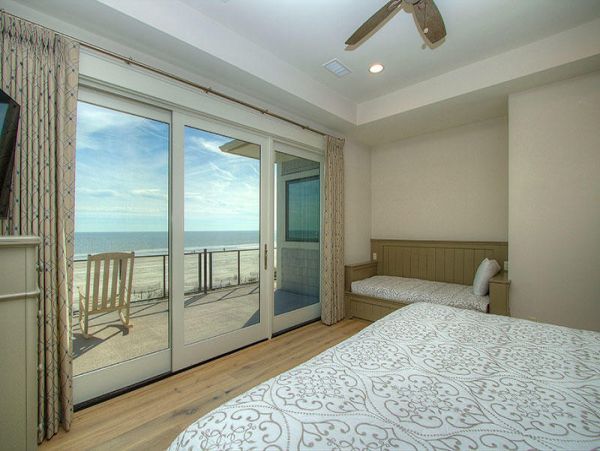 Hilton Head Beach House Sleeps 21 Guests