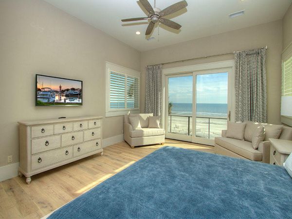 Hilton Head Beach House Sleeps 21 Guests