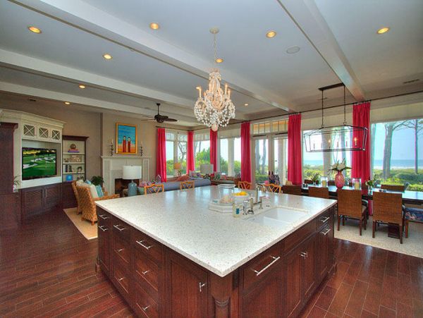 Oceanfront 6 Bedroom Plus Den Vacation Getaway in Hilton Head