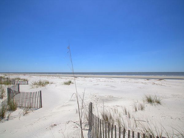 Oceanfront 6 Bedroom Plus Den Vacation Getaway in Hilton Head
