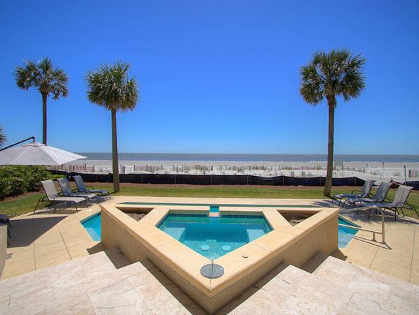 Beautiful Oceanfront Vacation Home in Hilton Head 24 Guests