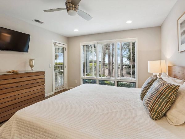 Beach Front Seven Bedroom Vacation Pool Home in Hilton Head