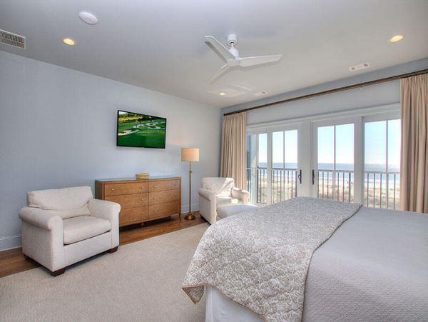 Gorgeous Oceanfront 6 Bedroom Home in Hilton Head