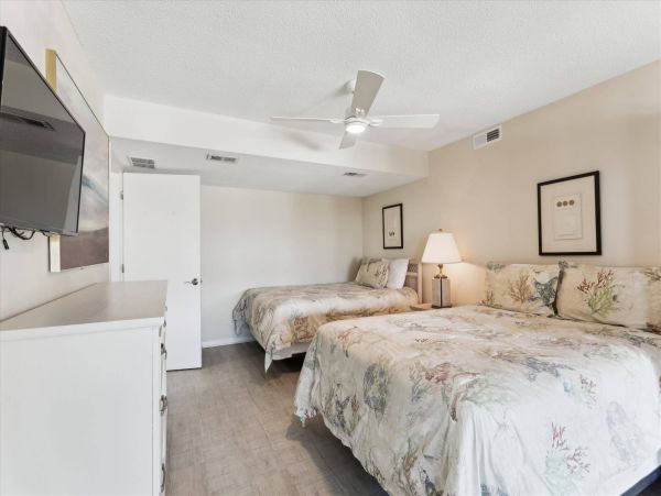 Hilton Head Oceanfront Vacation Rental - Luxury 7-Bedroom Beach House