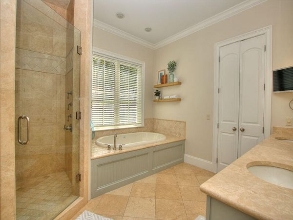 Elegant 6 Bedroom Pool Home in Hilton Head