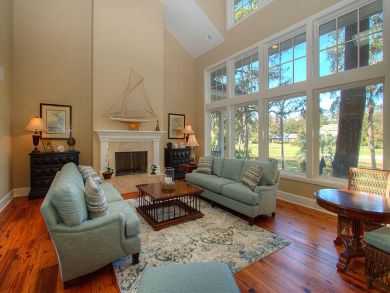 Hilton Head Six Bedroom Lovely Pool Home