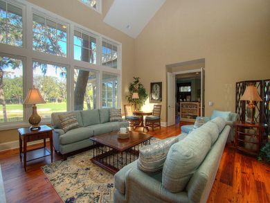Hilton Head Six Bedroom Lovely Pool Home