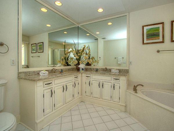 Gorgeous Lagoon Views House with 7 Bedrooms - Ideal Family Retreat