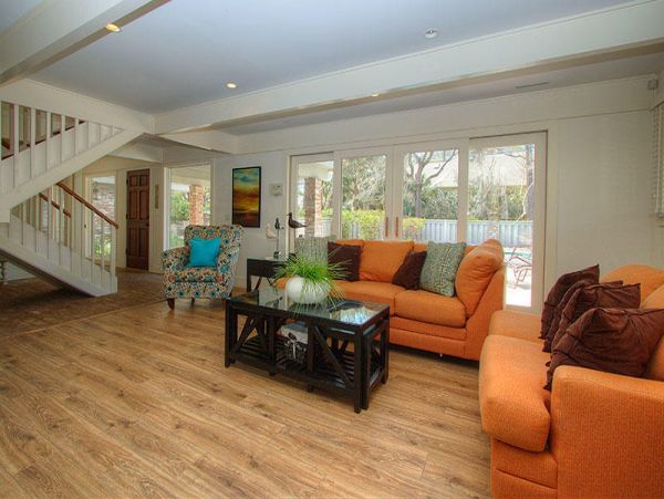 Gorgeous Lagoon Views House with 7 Bedrooms - Ideal Family Retreat
