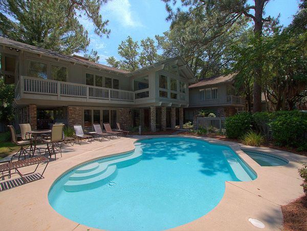 Gorgeous Lagoon Views House with 7 Bedrooms - Ideal Family Retreat