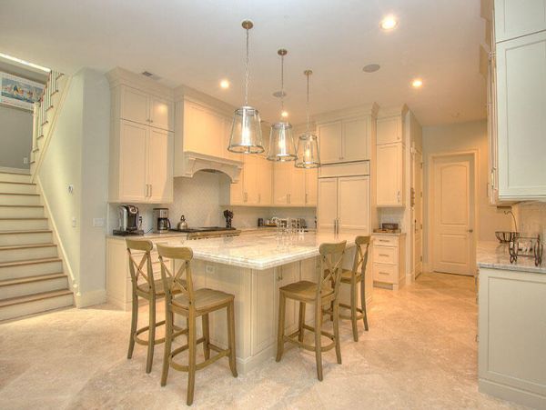 Six Bedroom Luxury Vacation Home in Hilton Head Sleeps 20