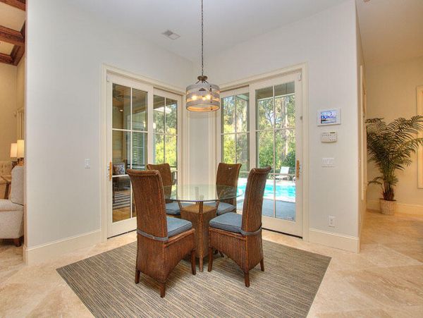 Six Bedroom Luxury Vacation Home in Hilton Head Sleeps 20