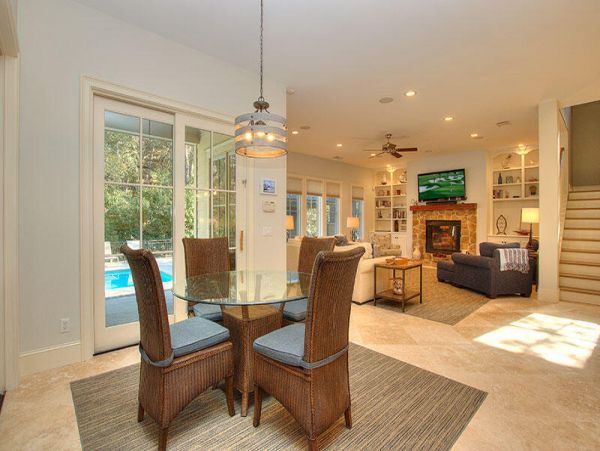 Six Bedroom Luxury Vacation Home in Hilton Head Sleeps 20