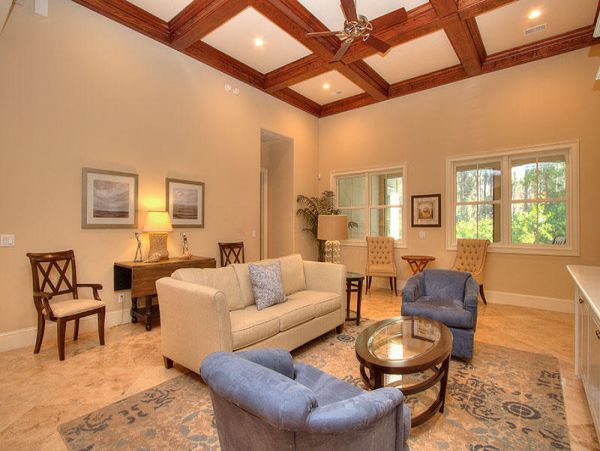 Six Bedroom Luxury Vacation Home in Hilton Head Sleeps 20
