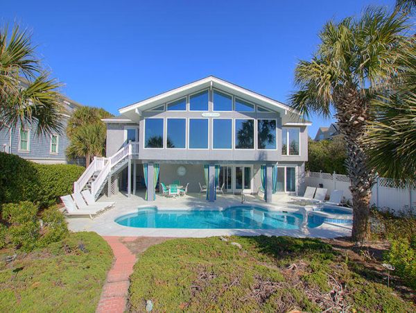 Very close to Coligny Park