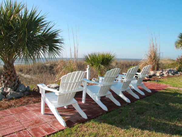 Very close to Coligny Park