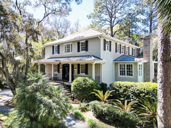 Hilton Head Island Vacation Rental - Luxury Five Bedroom Home with Pool & Guest House