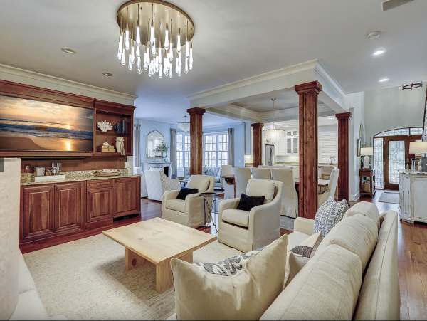 Hilton Head Island Vacation Rental - Luxury Five Bedroom Home with Pool & Guest House