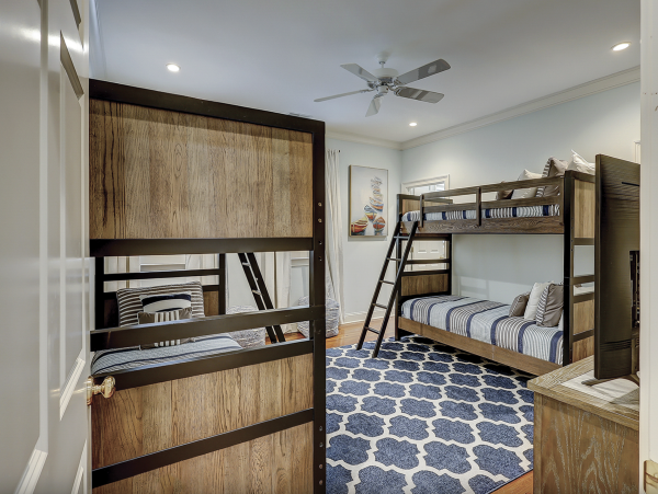 Hilton Head Island Vacation Rental - Luxury Five Bedroom Home with Pool & Guest House