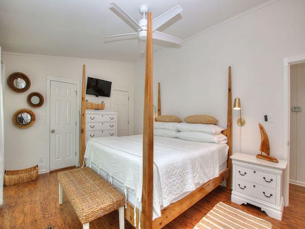 Hilton Head Island Vacation Home Five Bedrooms Walk To Beach
