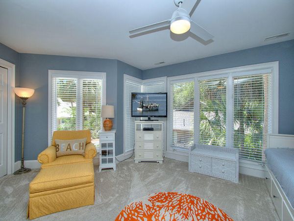 Beautiful, Spacious & Comfortable 4 Bedroom Home with Pool
