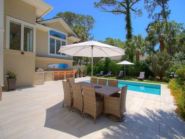 Beautiful, Spacious & Comfortable 4 Bedroom Home with Pool