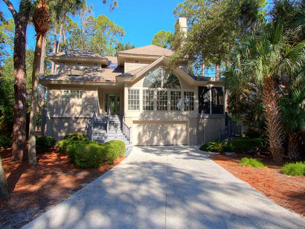 Hilton Head Vacation Home Four Bedroom Walk to Beach