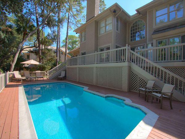 Hilton Head Vacation Home Four Bedroom Walk to Beach