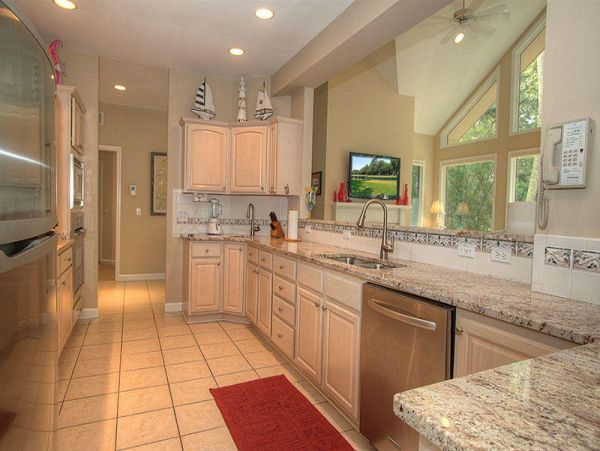Luxurious 5-Bed Hilton Head Rental with Pool & Beach Access