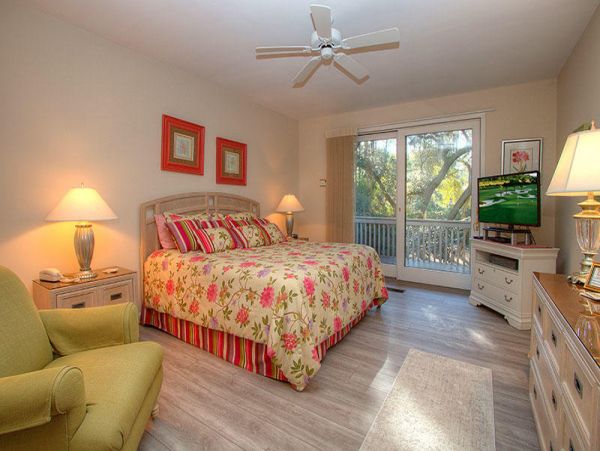 Luxurious 5-Bed Hilton Head Rental with Pool & Beach Access