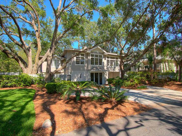 Hilton Head Island 5 Bedroom Home with Pool Walk To Beach