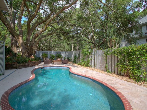 Hilton Head Island 5 Bedroom Home with Pool Walk To Beach