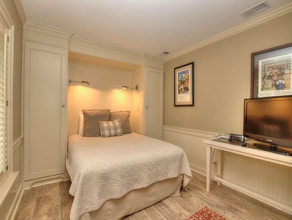 Hilton Head Island 5 Bedroom Home with Pool Walk To Beach