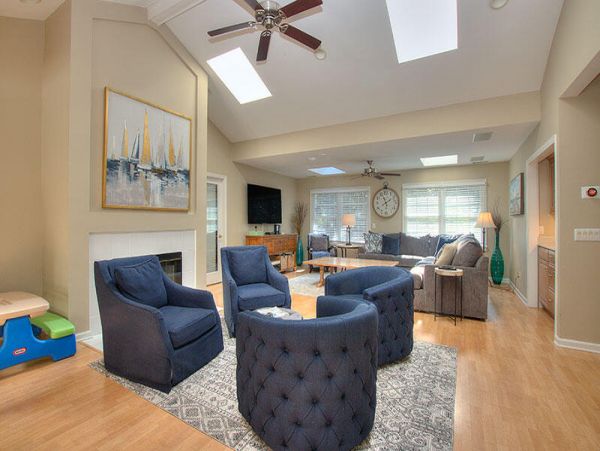 HILTON HEAD 4 BEDROOMS POOL HOME SLEEPS 12