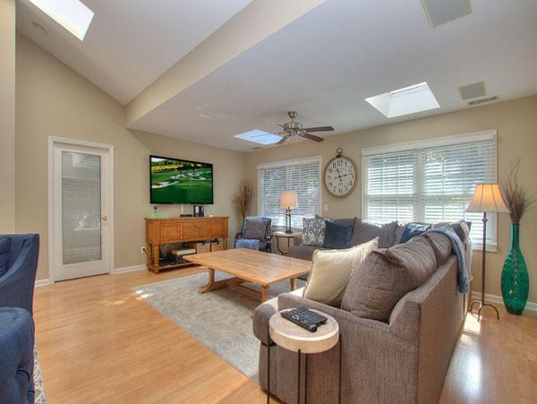 HILTON HEAD 4 BEDROOMS POOL HOME SLEEPS 12