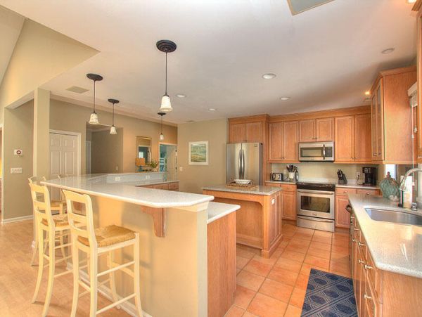HILTON HEAD 4 BEDROOMS POOL HOME SLEEPS 12