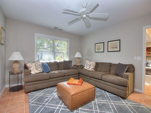 HILTON HEAD 4 BEDROOMS POOL HOME SLEEPS 12