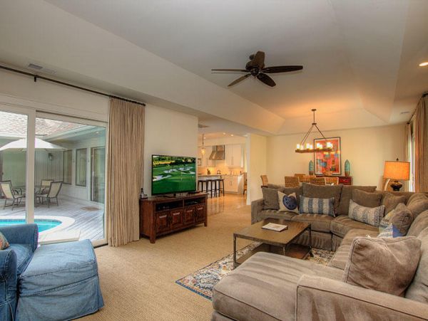 Hilton Head Vacation Pool Home Close to Beach Sleeps 9
