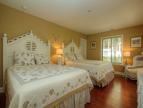 Gorgeous 4 Bedroom Vacation Pool Home in Hilton Head