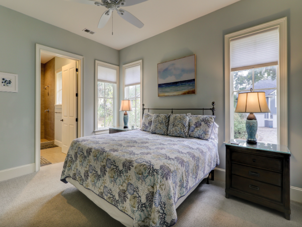 Elegant Coastal Retreat Just Minutes from the Beach