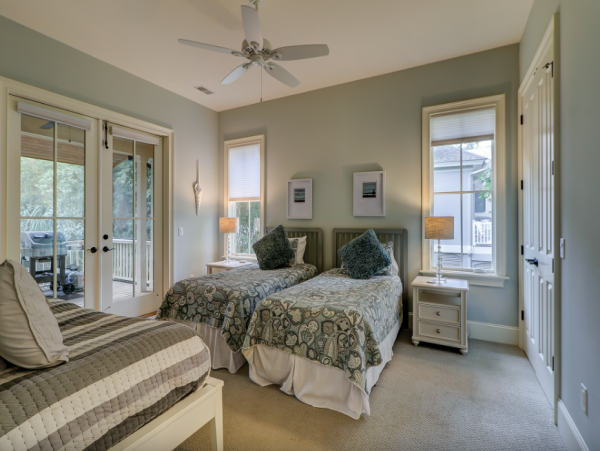 Elegant Coastal Retreat Just Minutes from the Beach