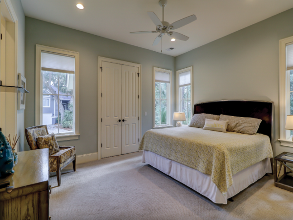 Elegant Coastal Retreat Just Minutes from the Beach