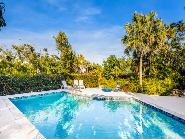 Beautiful Sugarloaf Key Vacation Pool Villa 8 Bedrooms
