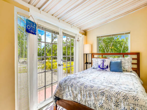 Beautiful Sugarloaf Key Vacation Pool Villa 8 Bedrooms
