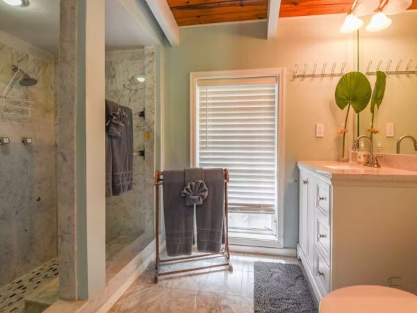 Beautiful Sugarloaf Key Vacation Pool Villa 8 Bedrooms